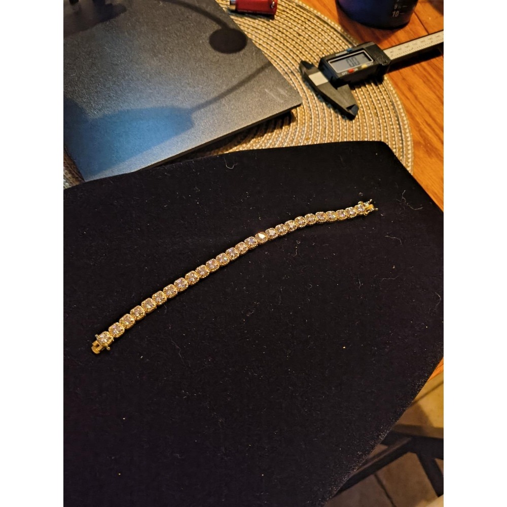 Sterling Silver And Cubic Zirconia Bracelet 8 Inch 7mm
